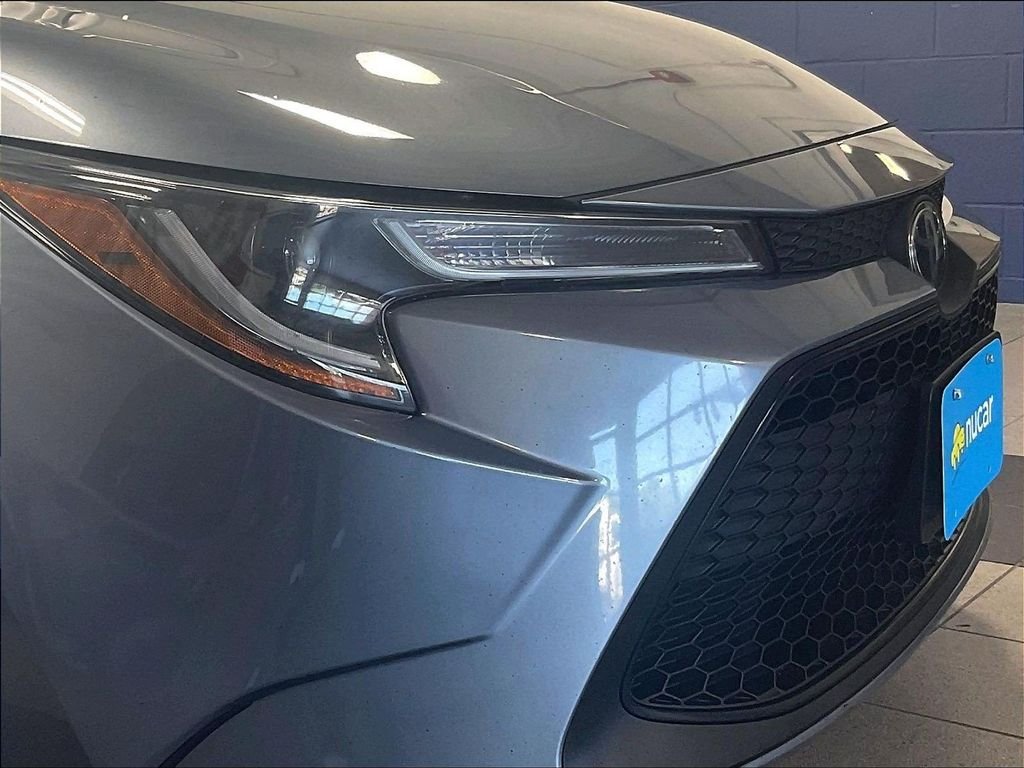 Used 2022 Gray Toyota LE image 30