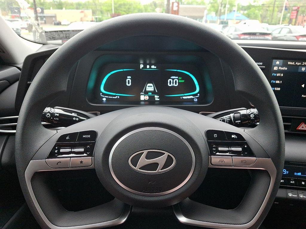 New 2026 Serenity White Pearl Hyundai Blue image 10