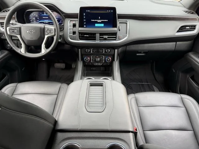 Used 2024 White Chevrolet Z71 image 7