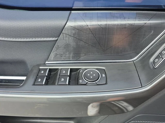 Used 2023 Gray Ford XLT image 29