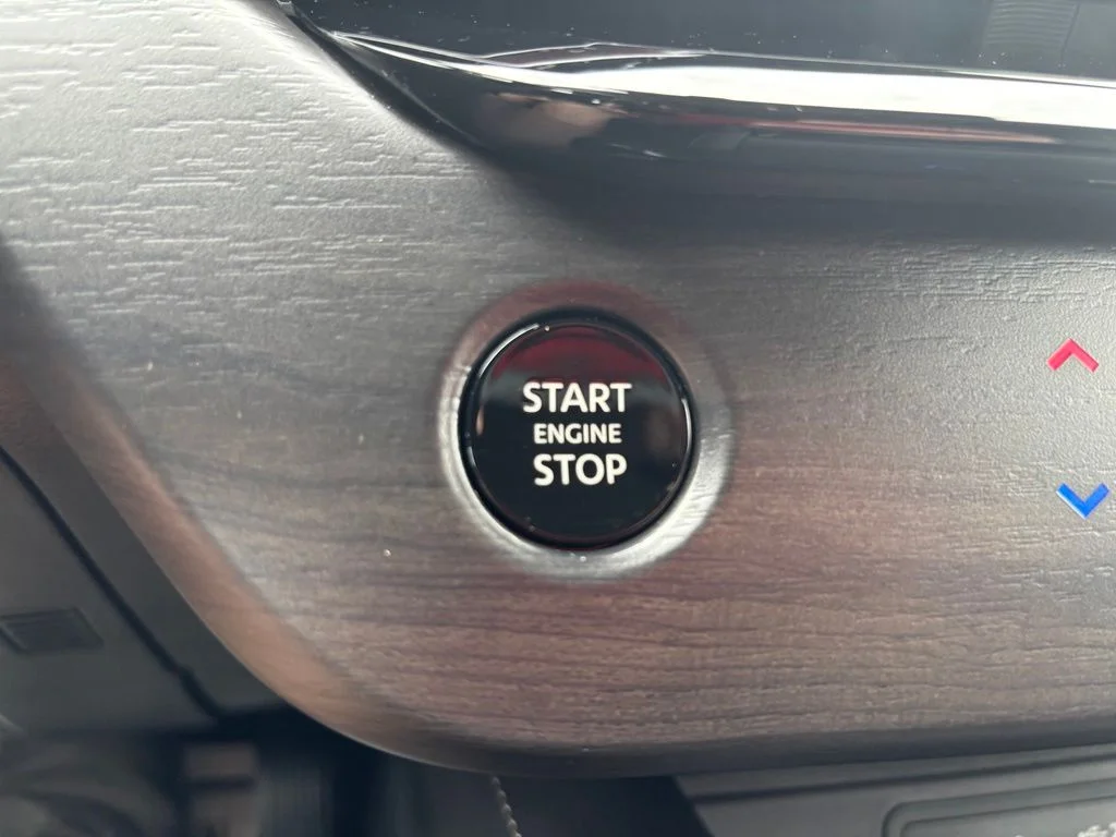 Used 2025 Blue Nissan SL image 16