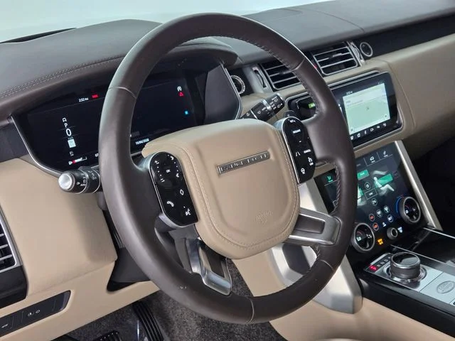 Used 2019 Fuji White Land Rover 3.0L V6 Supercharged HSE image 21