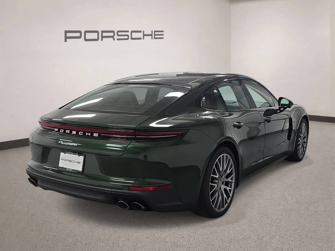 New 2026 Oak Green Metallic Neo Porsche  image 7
