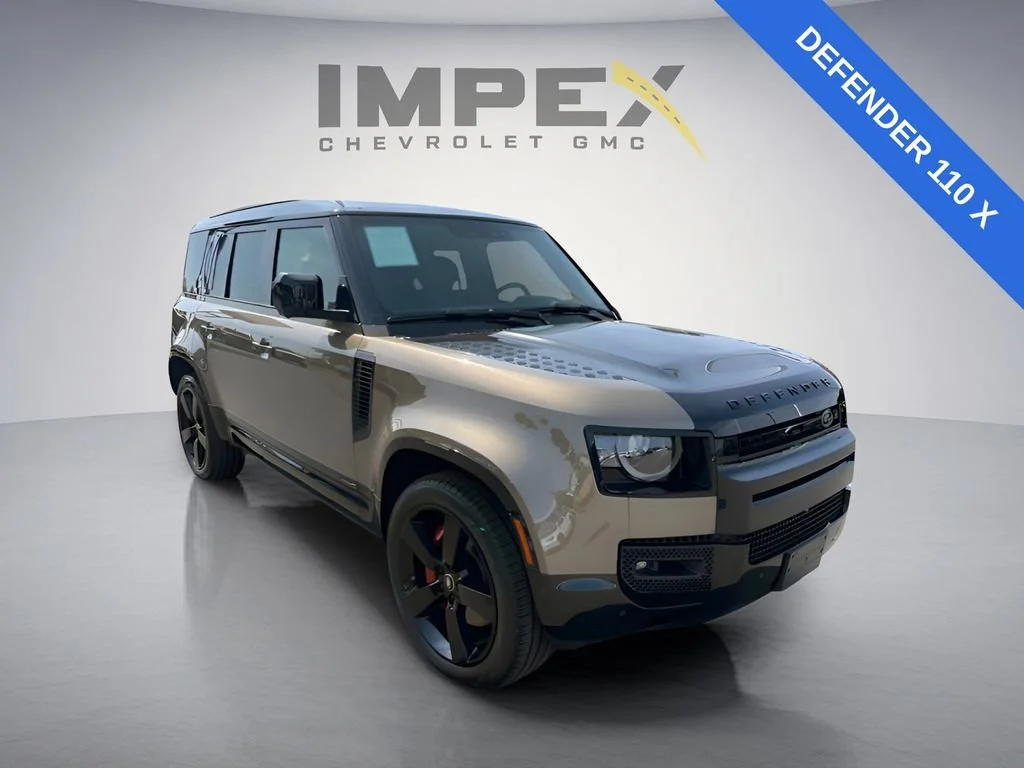 Used 2024  Land Rover X image 7