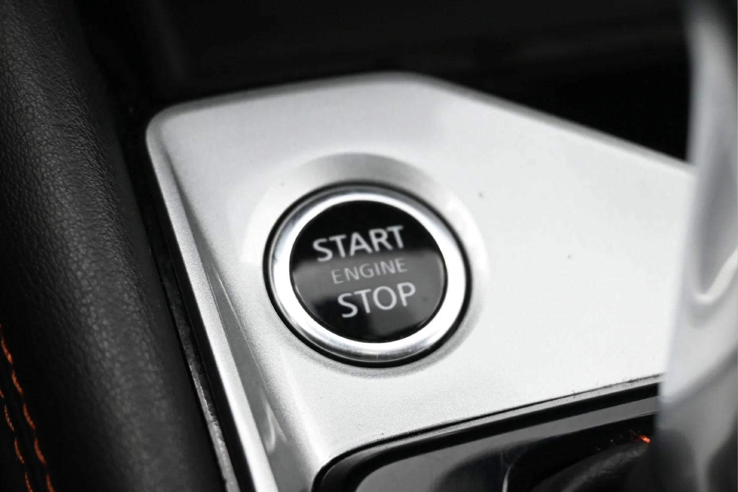 Used 2025 Black Nissan SR image 14