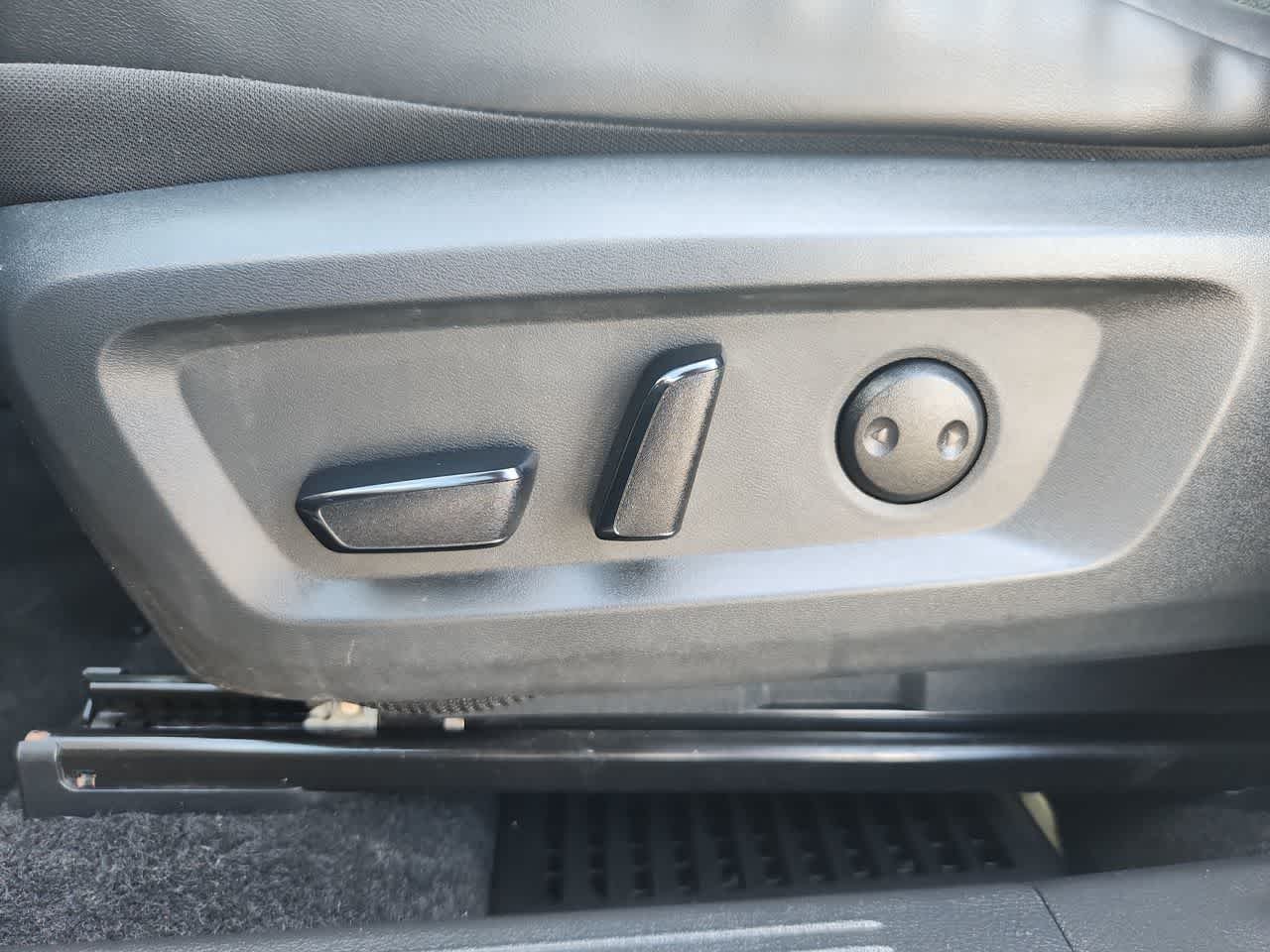 Used 2022 Gun Metallic Nissan SV image 13