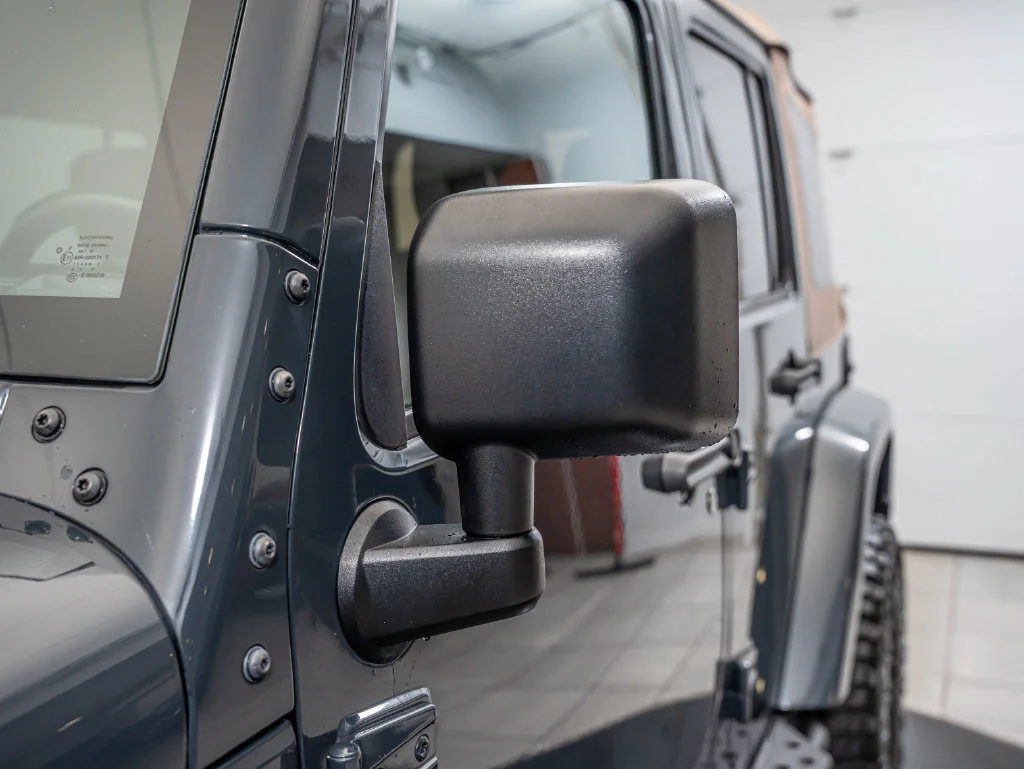 Used 2018 Rhino Clearcoat Jeep Unlimited Sport image 9