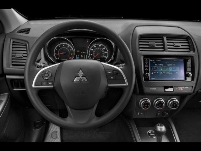 New 2025 White Diamond Mitsubishi 2.0 Trail Edition AWC image 4