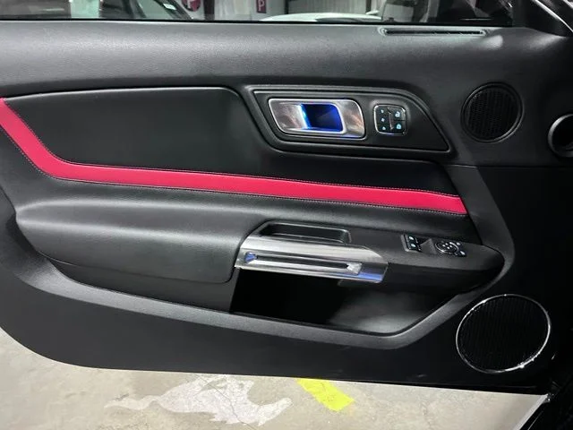 Used 2020 Black Ford GT Premium image 19