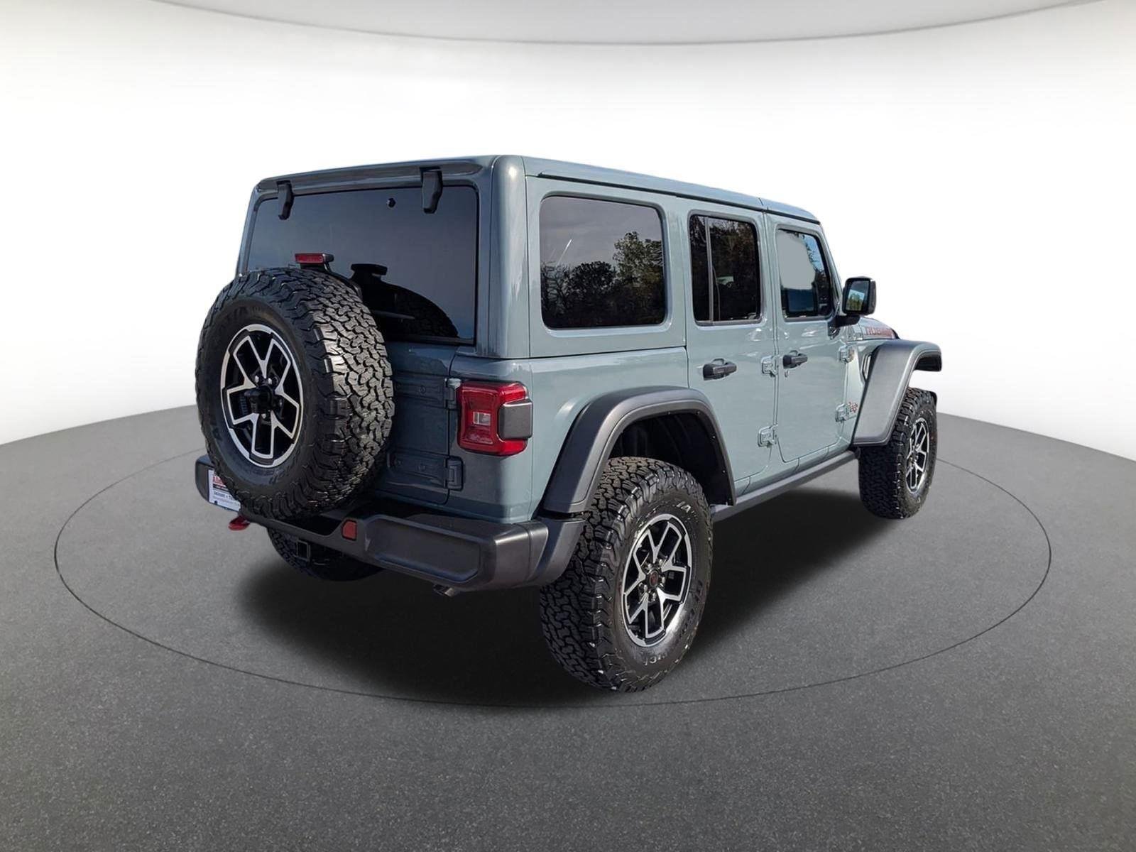 New 2026 Anvil Clear-Coat Exterior Paint Jeep Rubicon image 4