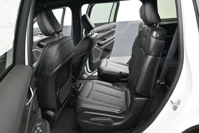 New 2026 Bright White Clearcoat Jeep Limited image 15