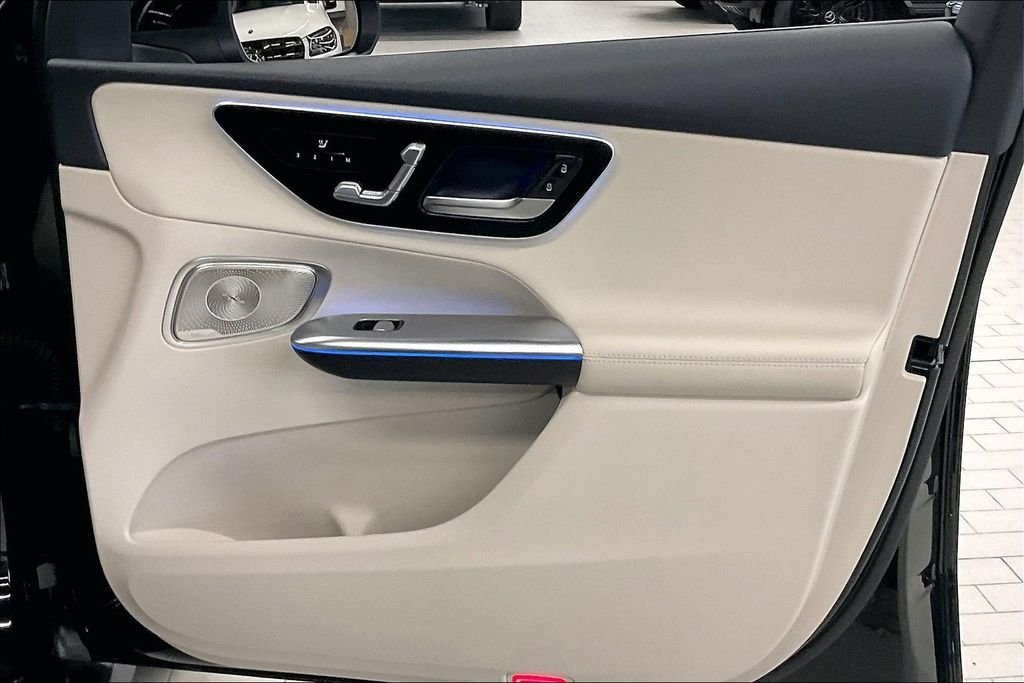 2026 Mercedes-Benz GLC Base - Photo 16
