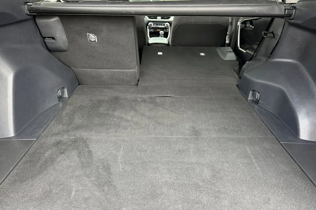 Certified Used 2025 Silver Toyota XLE image 15