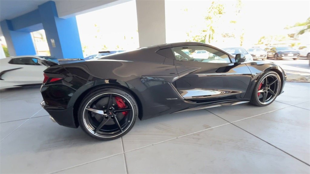 2025 Chevrolet Corvette 3LZ - Photo 9