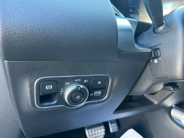 New 2026 MANUFAKTUR Alpine Grey Mercedes-Benz AMG® GLB 35 4MATIC® SUV image 62