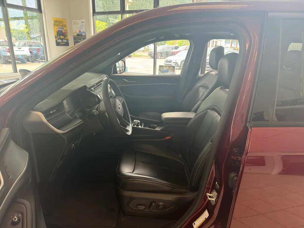 2026 Jeep Grand Cherokee Limited - Photo 10