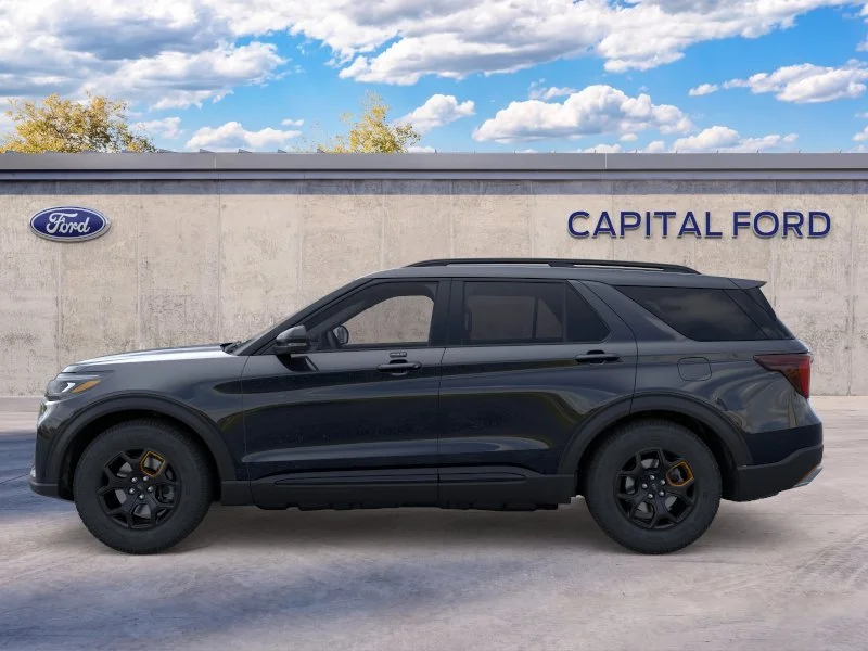 New 2026 Agate Black Metallic Ford Tremor® image 30