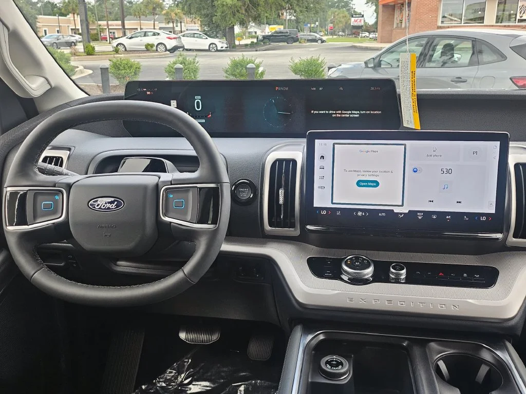 New 2027 Glacier Gray Metallic Tri-Coat Ford MAX Active image 32