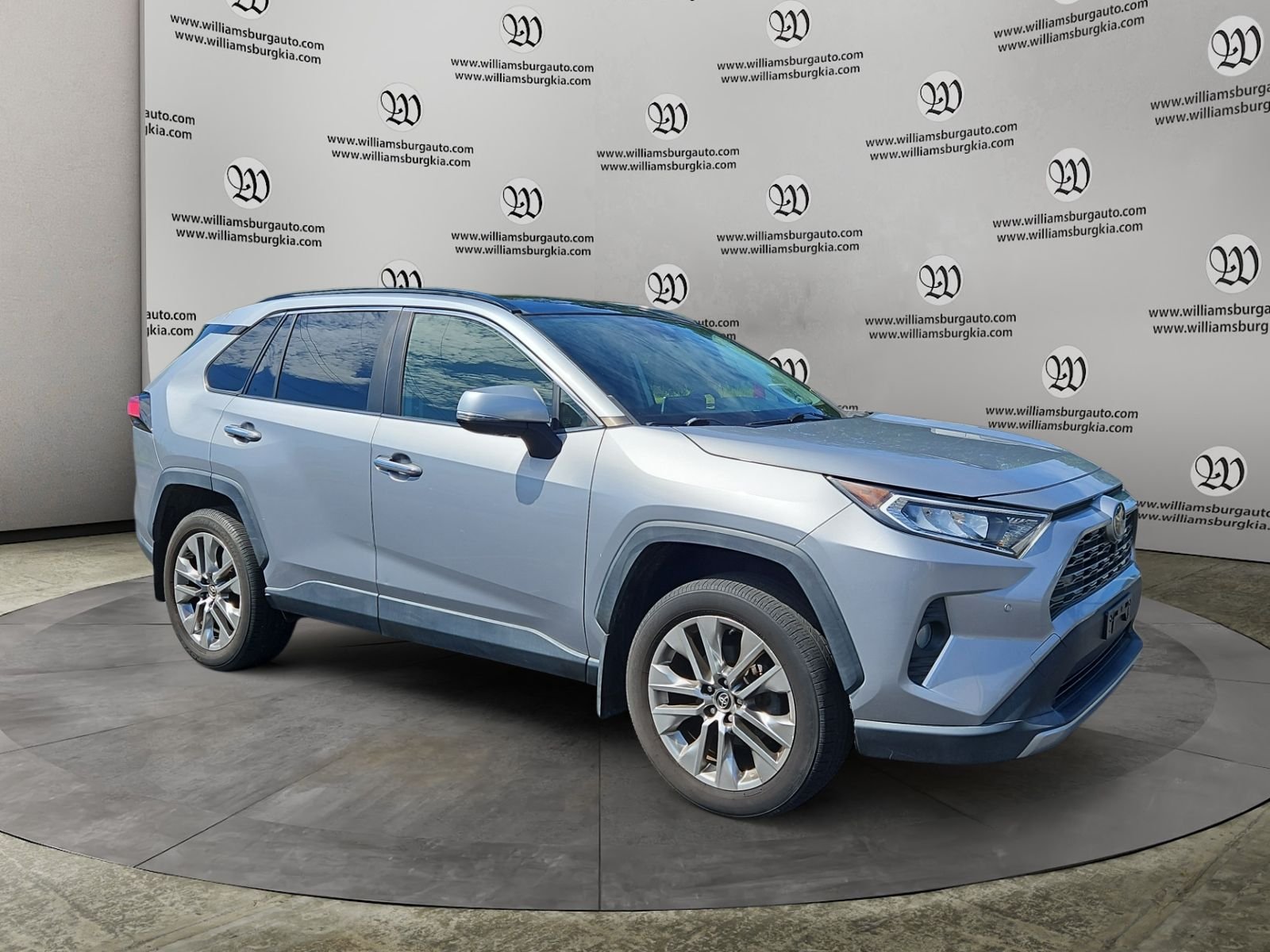 Used 2019 Silver Toyota Limited image 7