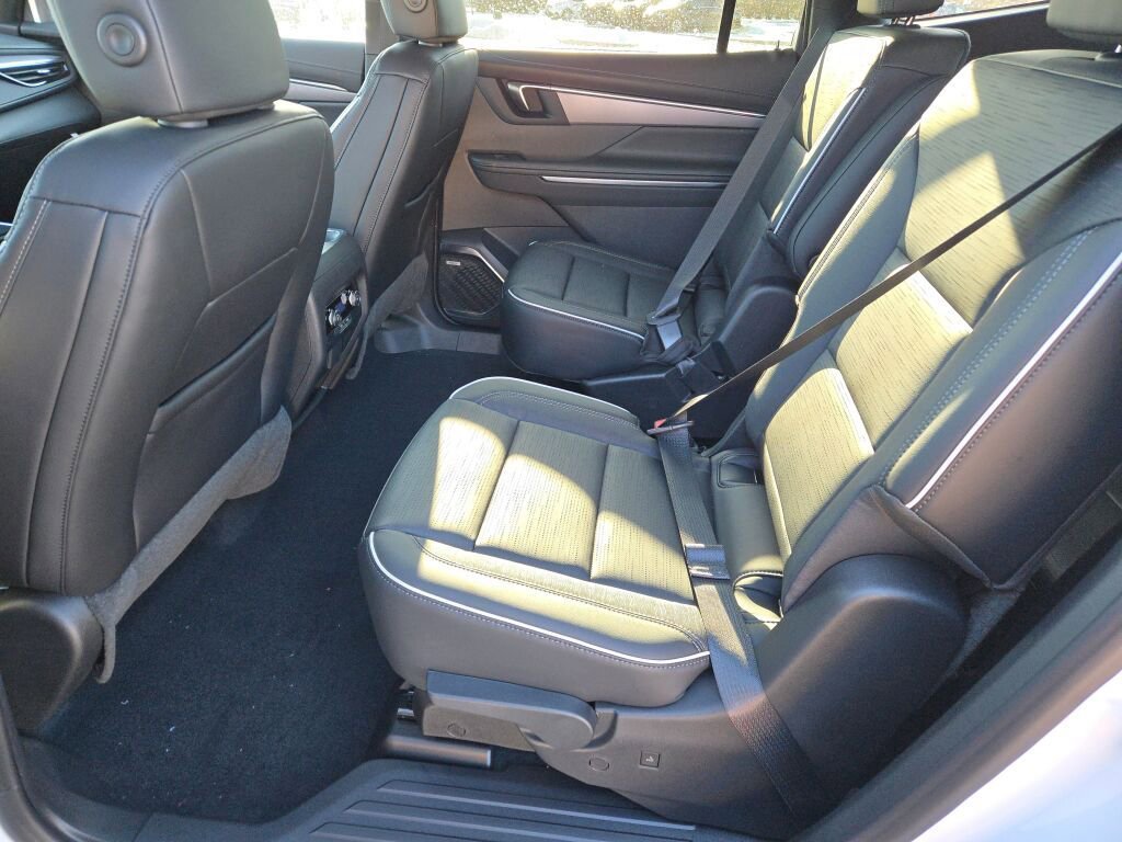 2026 Buick Enclave Sport Touring - Photo 19
