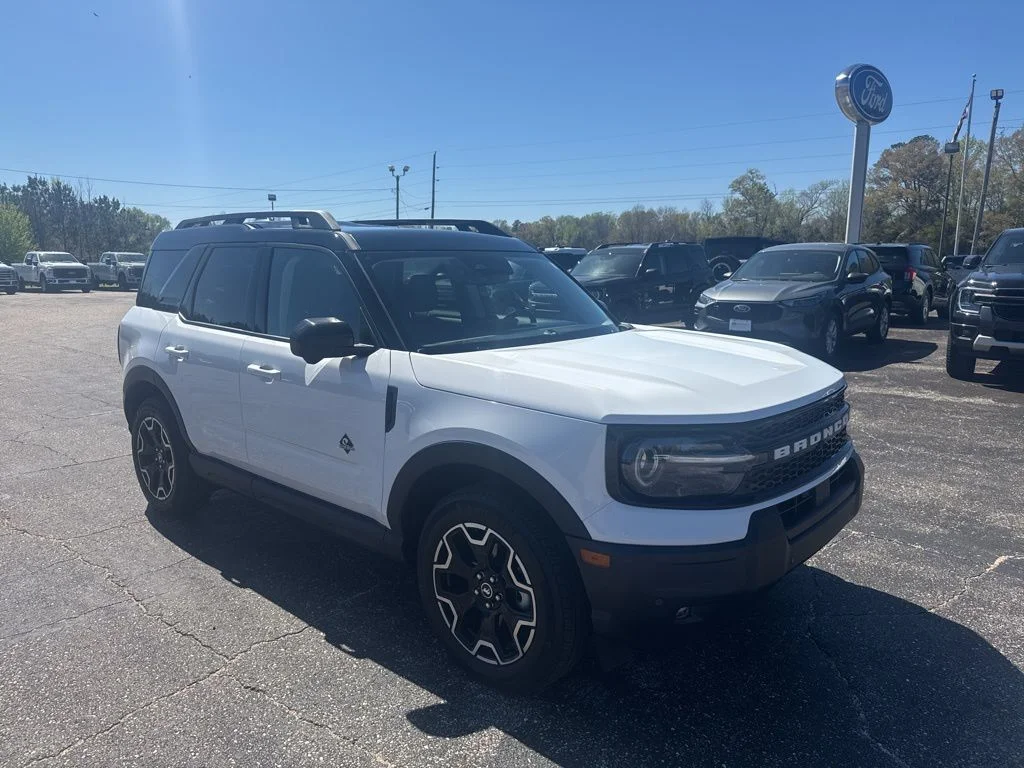 2025 Ford Bronco Sport Outer Banks 4X4's photo