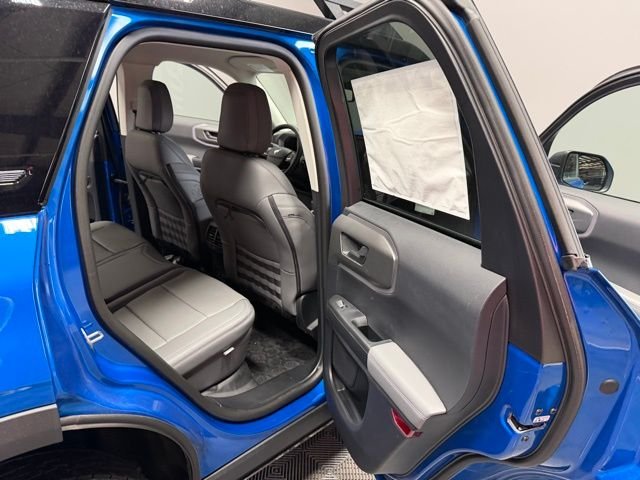 New 2025 Velocity Blue Metallic Ford Badlands® image 23