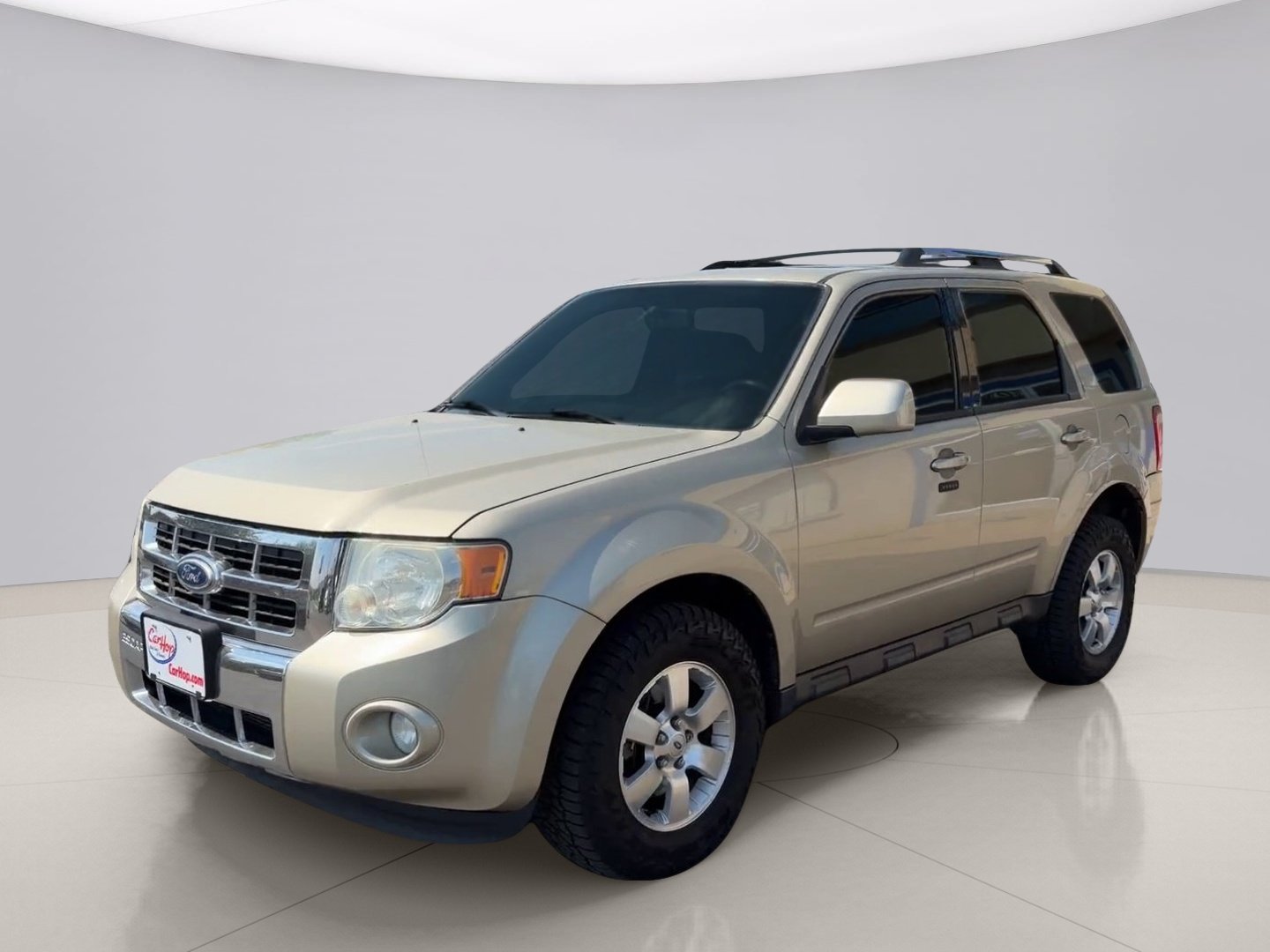 2010 Ford Escape Limited 4WD's photo