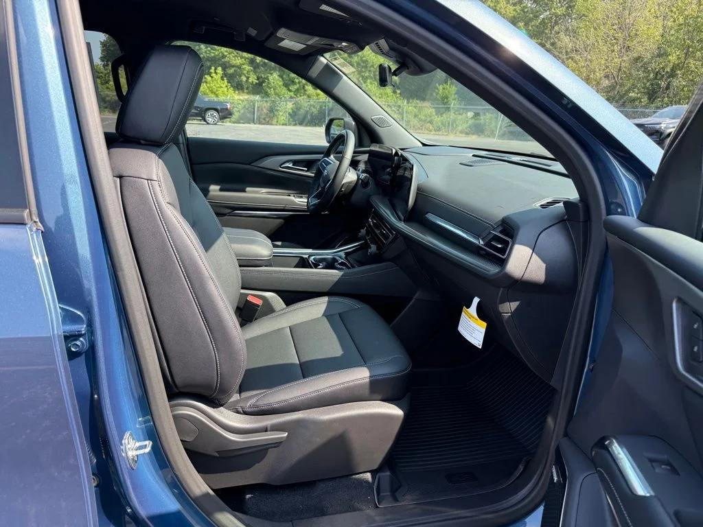 2026 Chevrolet Traverse LT - Photo 7