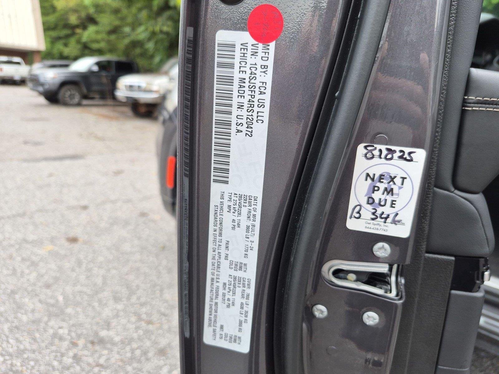 Used 2024 Baltic Gray Metallic Clearcoat Jeep Series II image 42