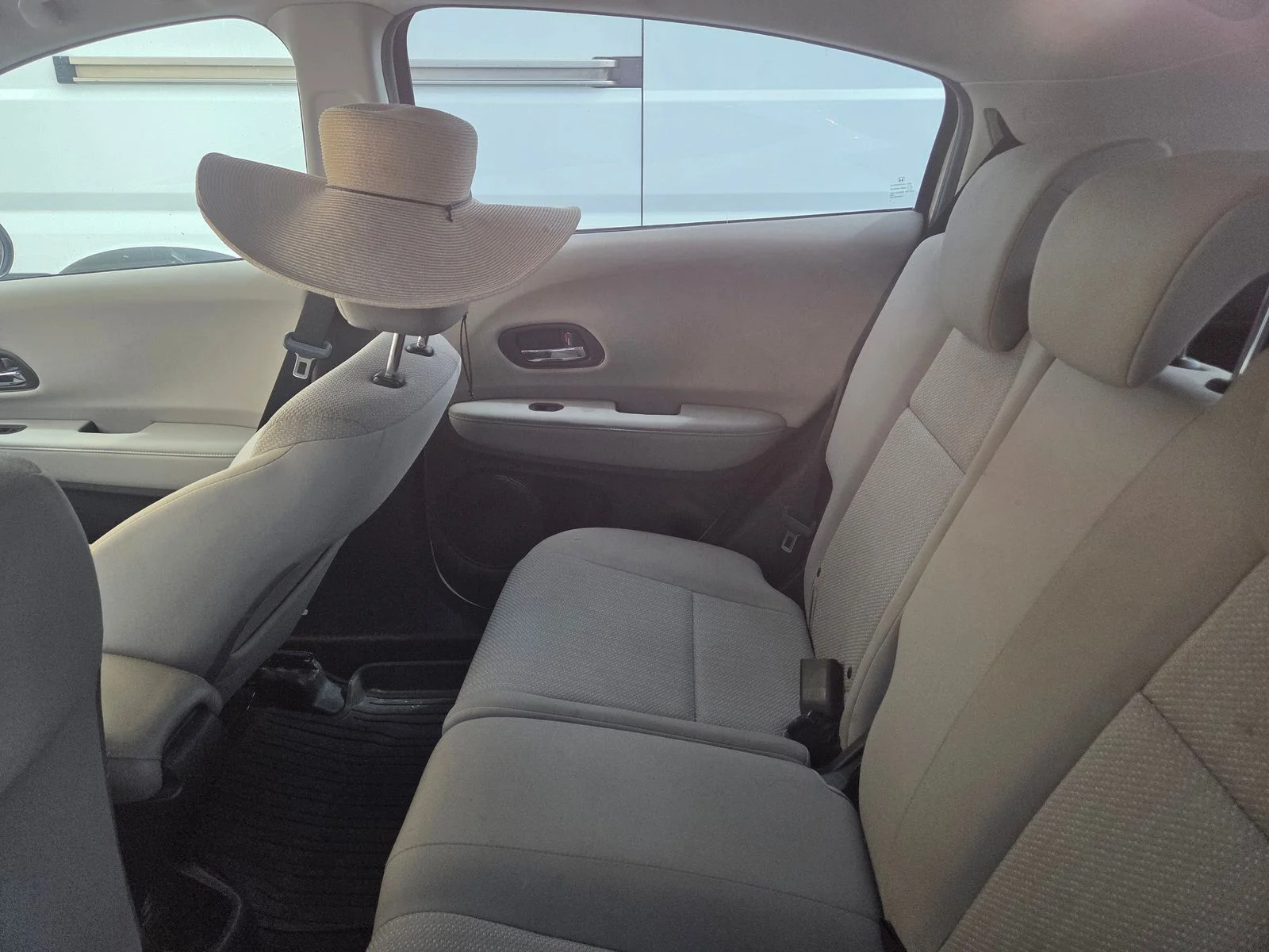 Used 2018 White Orchid Pearl Honda LX image 8