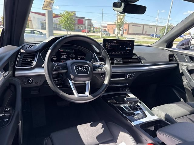 Used 2025 Mythos Black Metallic Audi 45 S line Premium image 15