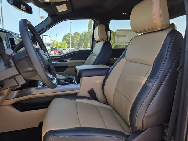New 2026 Star White Metallic Tri-Coat Ford F-250® Lariat® image 33