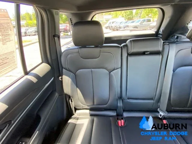 Used 2026 Silver Jeep Limited image 20
