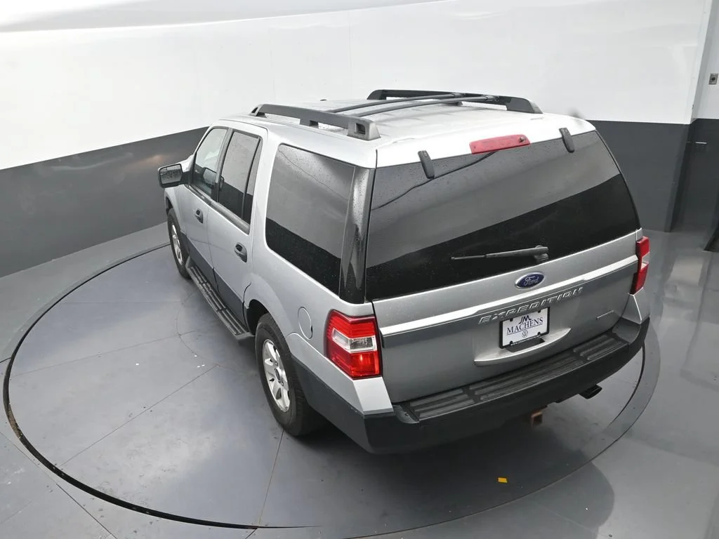 Used 2017 Silver Ford XL image 17