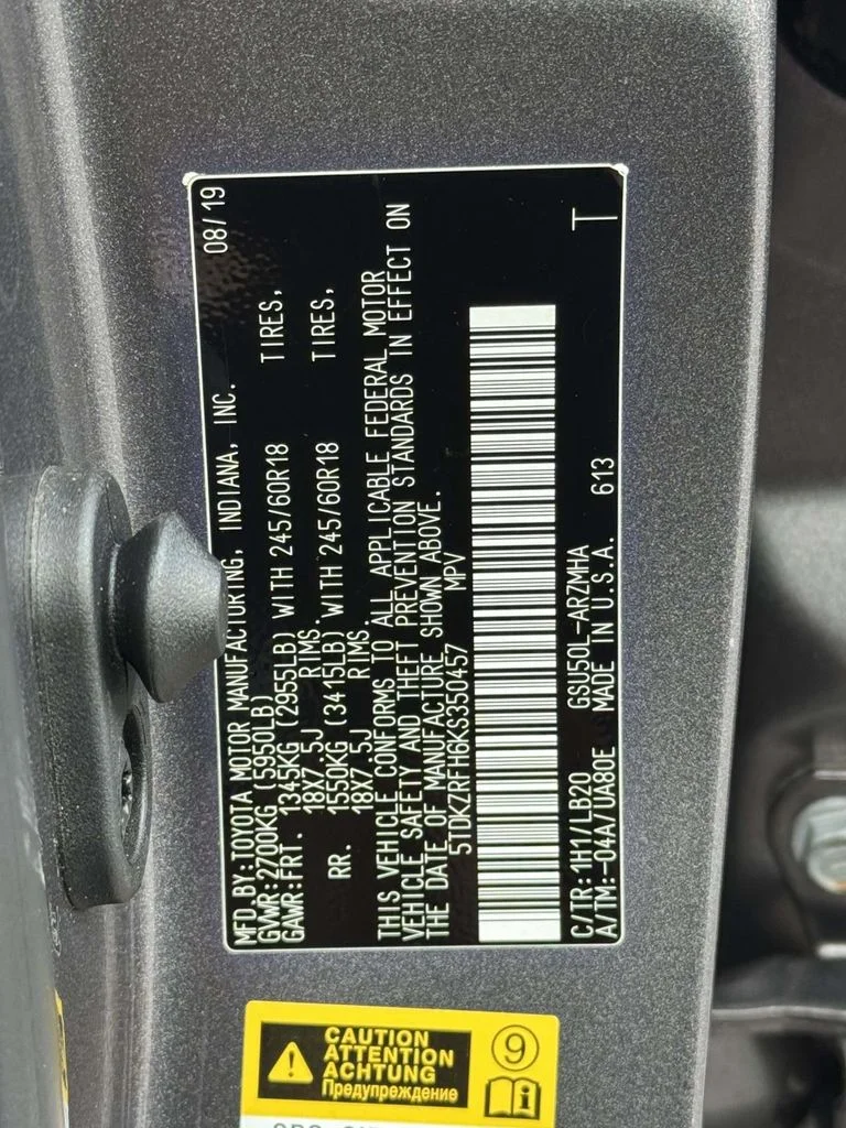 Used 2019 Gray Toyota XLE image 30