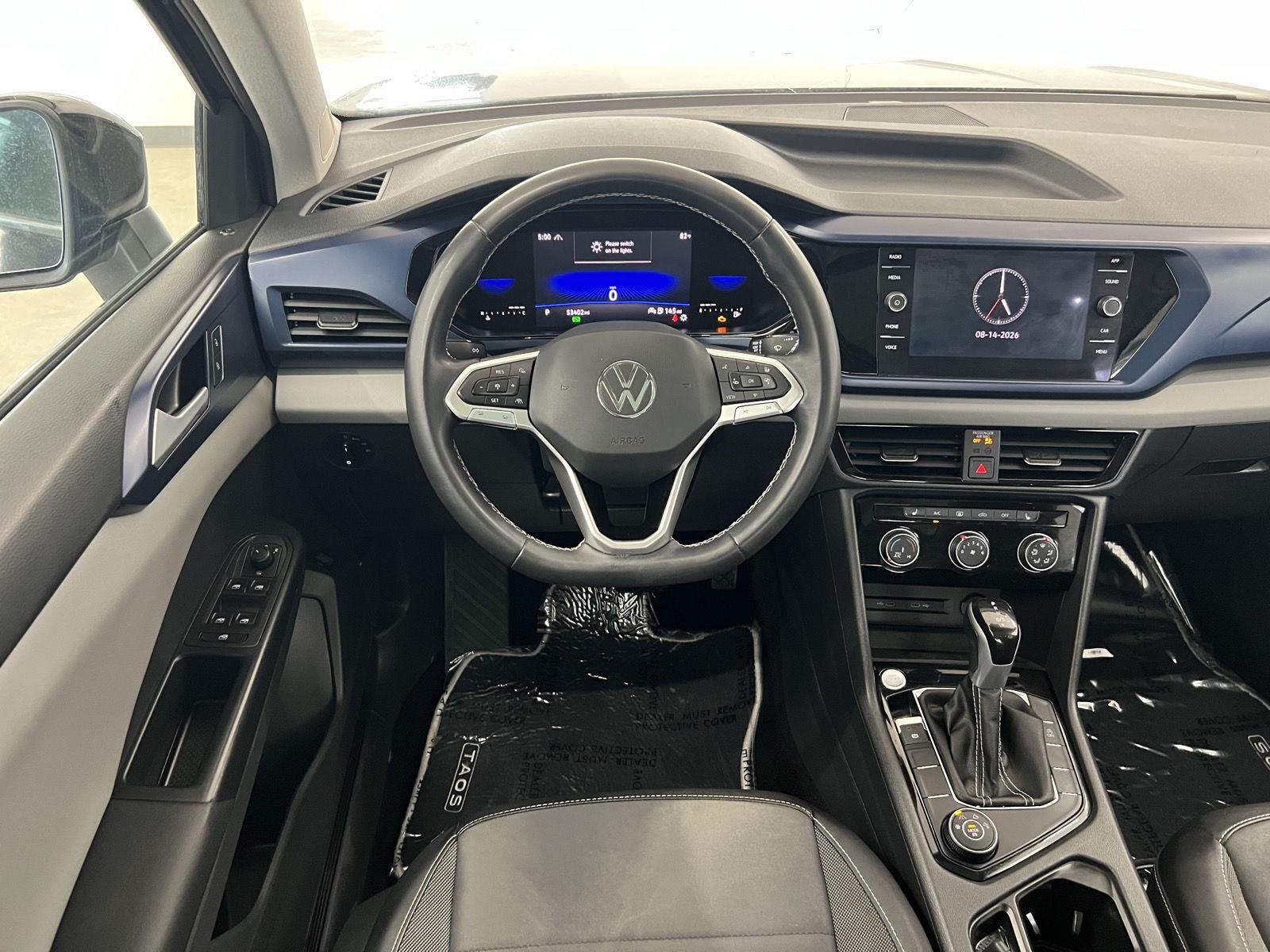 2023 Volkswagen Taos SE - Photo 28