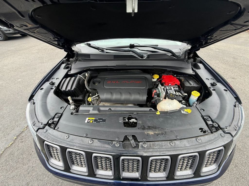 Used 2019 Blue Jeep Trailhawk image 21