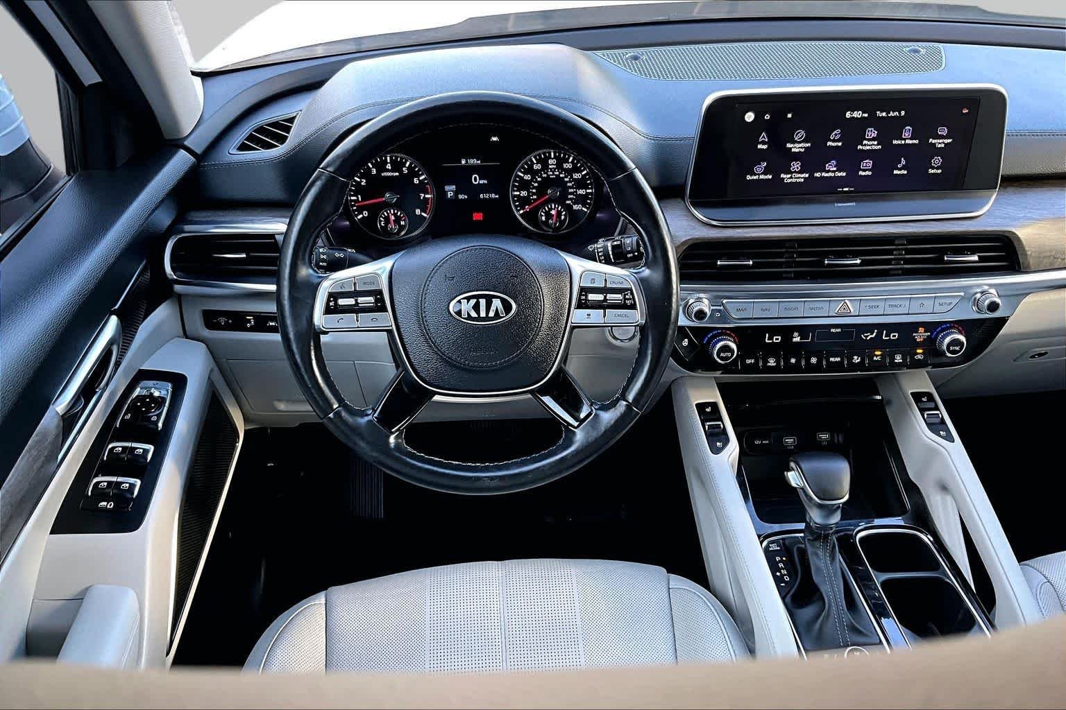 Used 2021 Glacial White Pearl Kia EX image 6