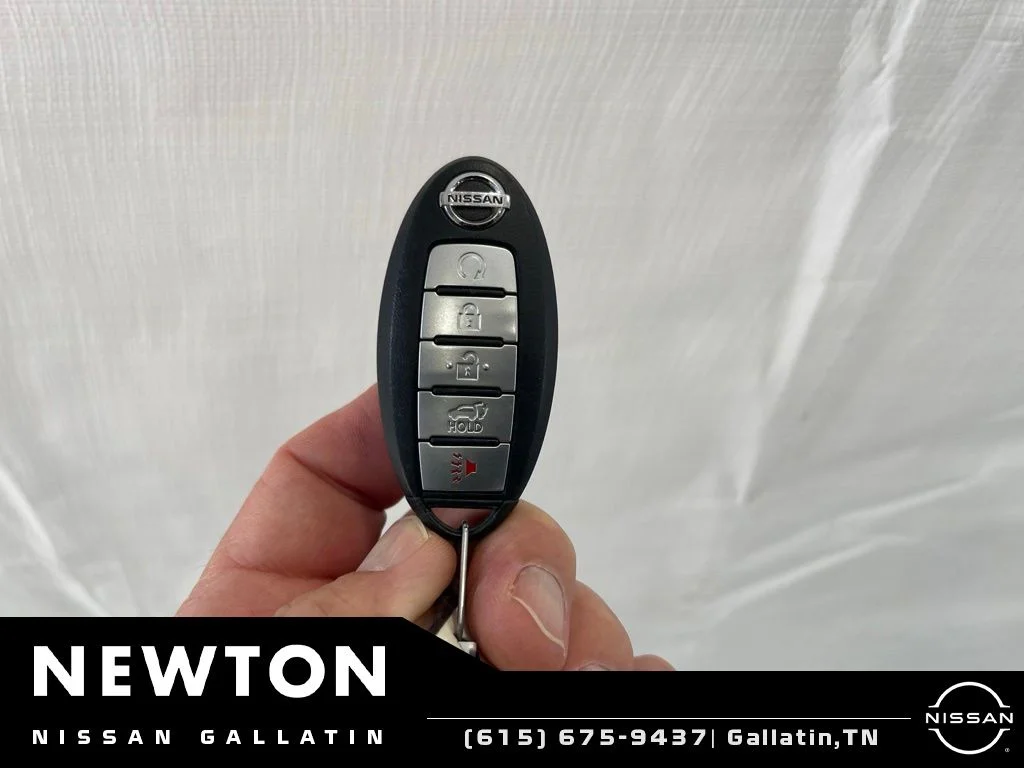 Used 2018 Gun Metallic Nissan SV image 32