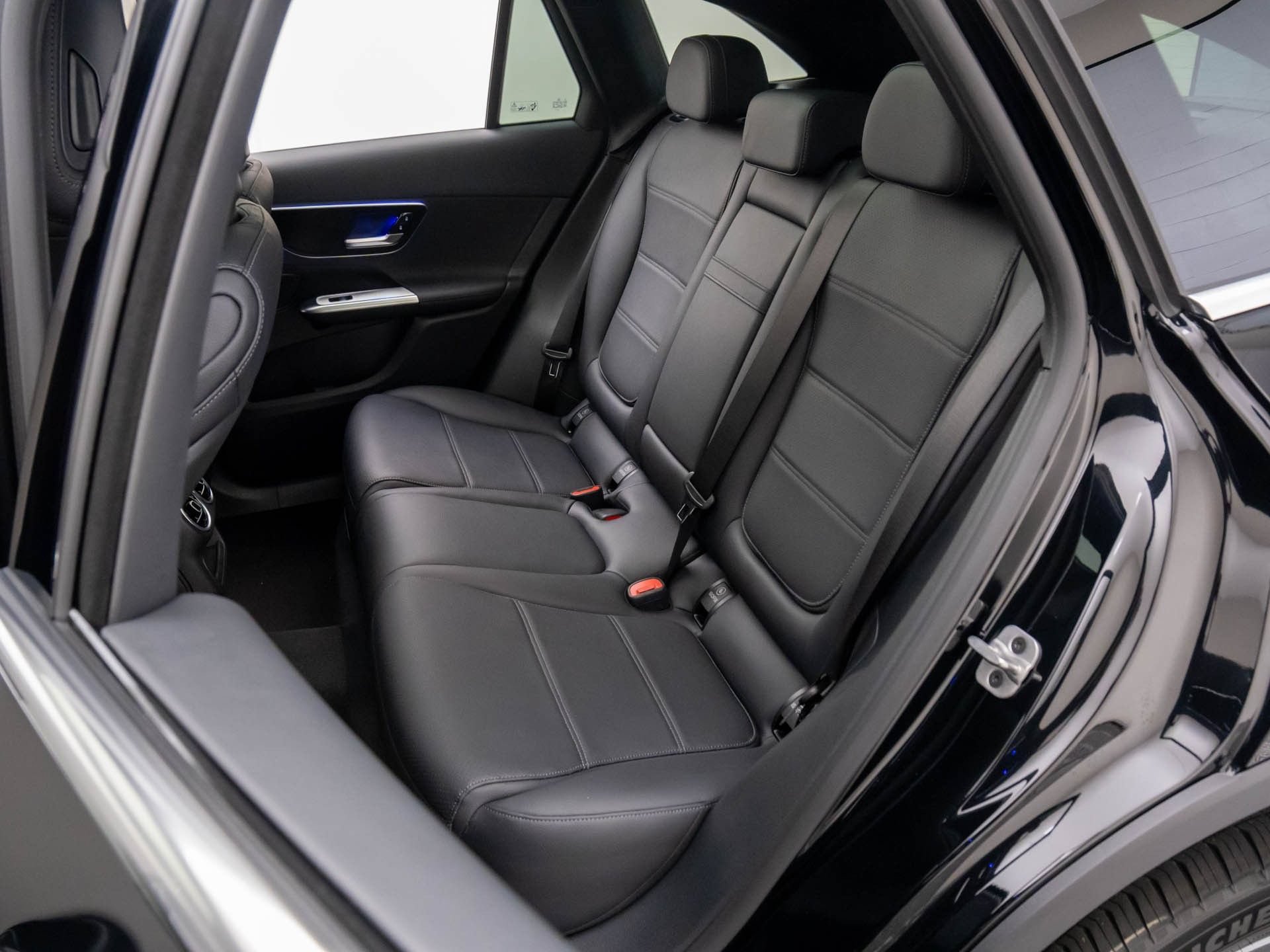 New 2026 Black Mercedes-Benz GLC 300 image 54