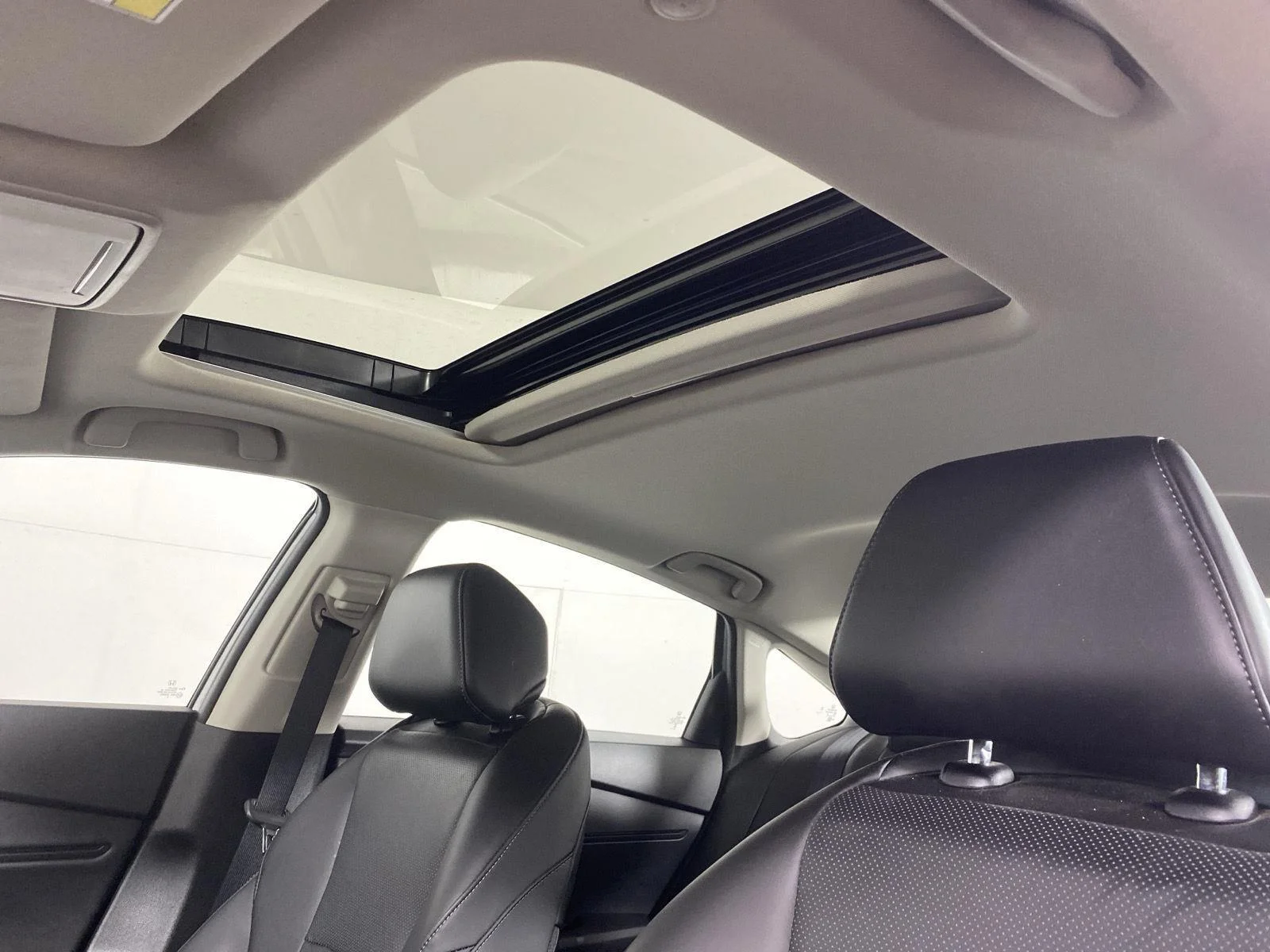 Used 2024 Urban Gray Pearl Honda EX-L image 13