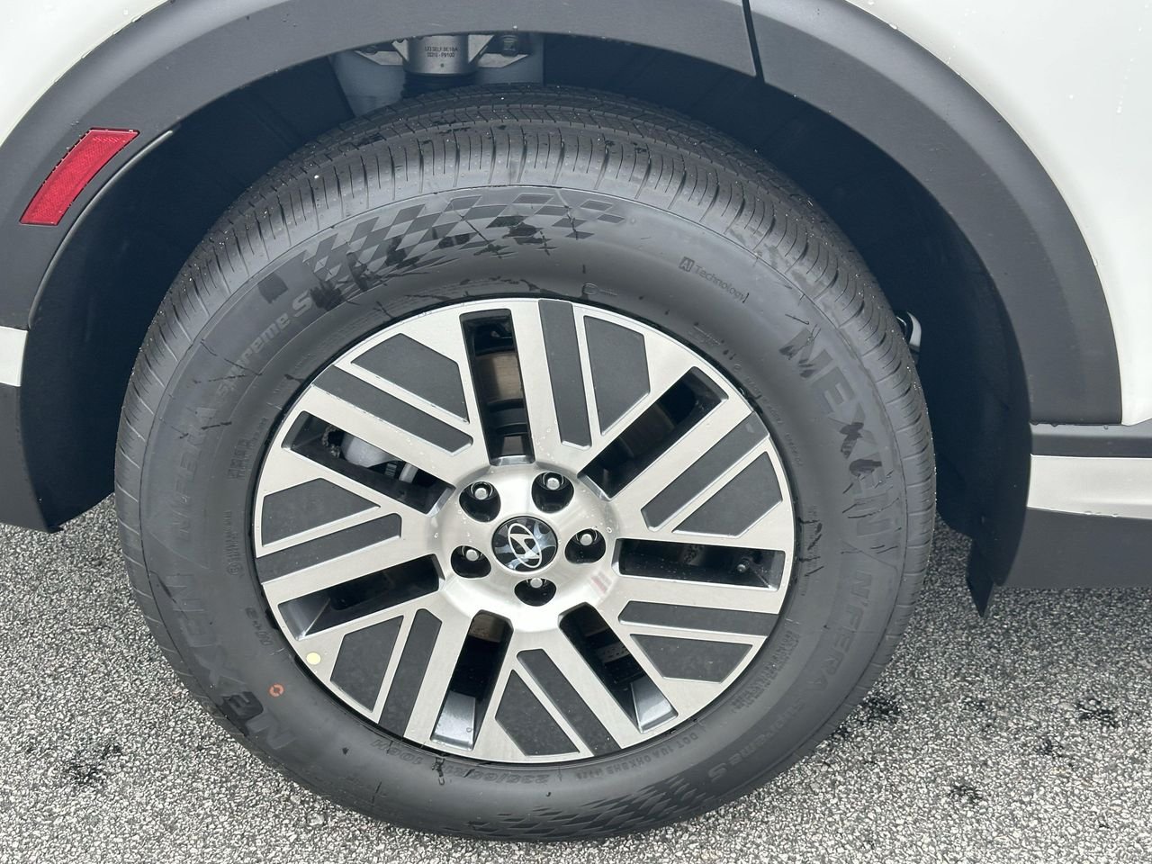 New 2026 Creamy White Pearl Hyundai Blue SEL Premium 7P image 16