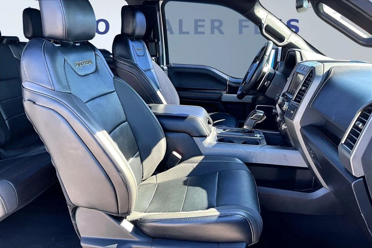 Used 2019 White Ford Raptor image 28