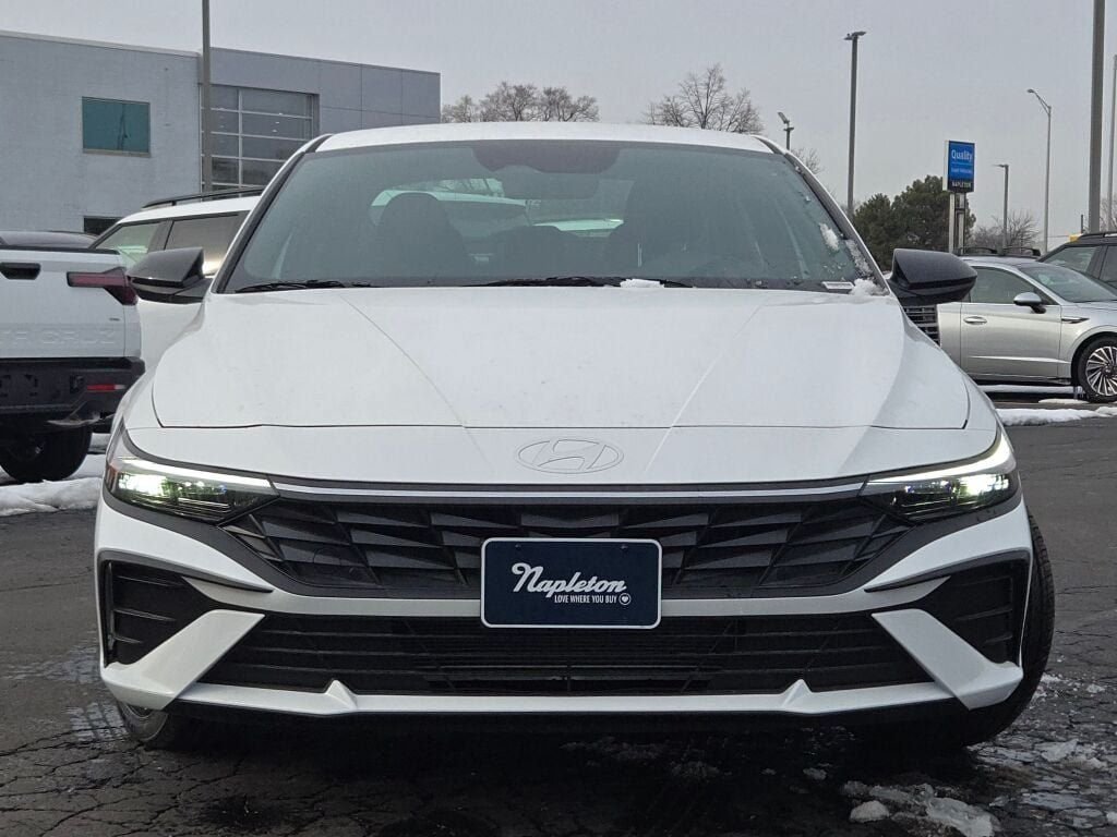 New 2026 White Hyundai SEL Sport image 4