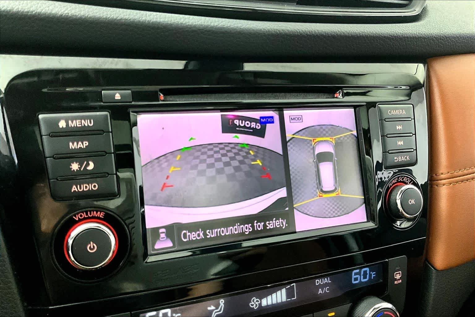 Used 2018 Pearl White Nissan SL image 25