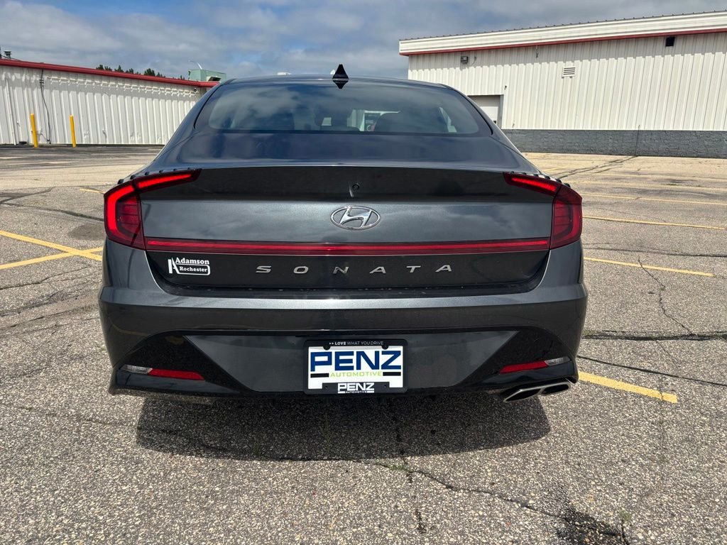 Used 2023 Gray Hyundai SEL image 5