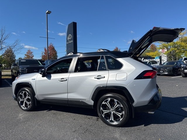 2024 Toyota RAV4 Prime XSE photo 2