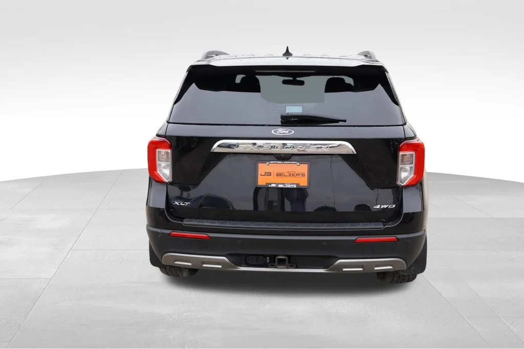 Used 2022 Black Ford XLT image 6