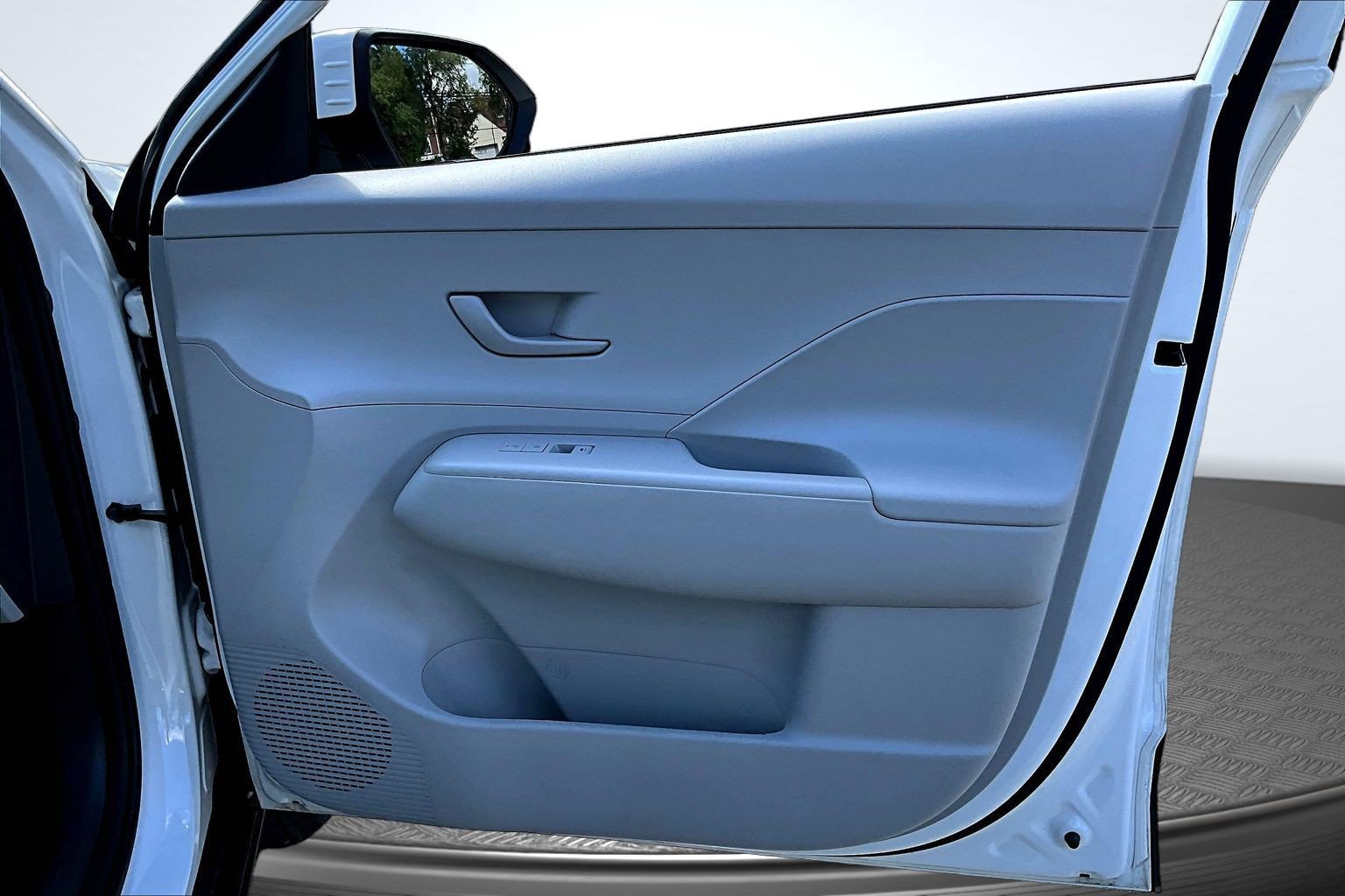 Certified Used 2025 White Hyundai SEL image 25