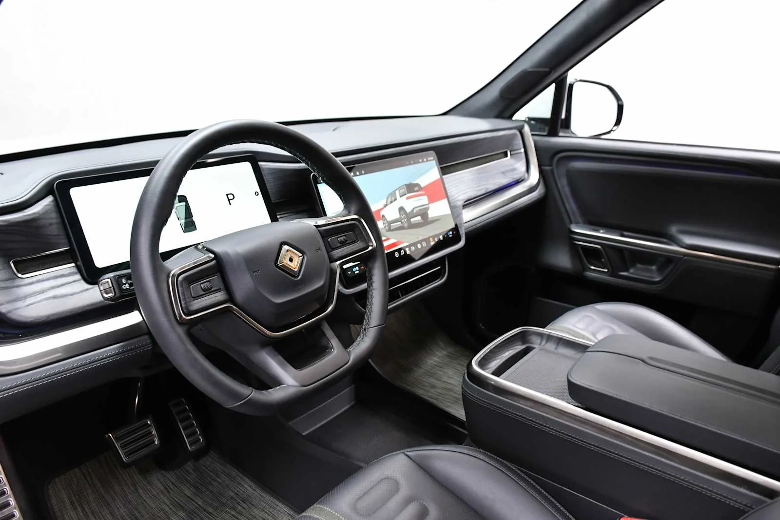 Used 2024 Glacier White Rivian Adventure image 13
